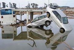 Japan tsunami And earthquake image