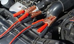 battery-jump-start-service.jpg